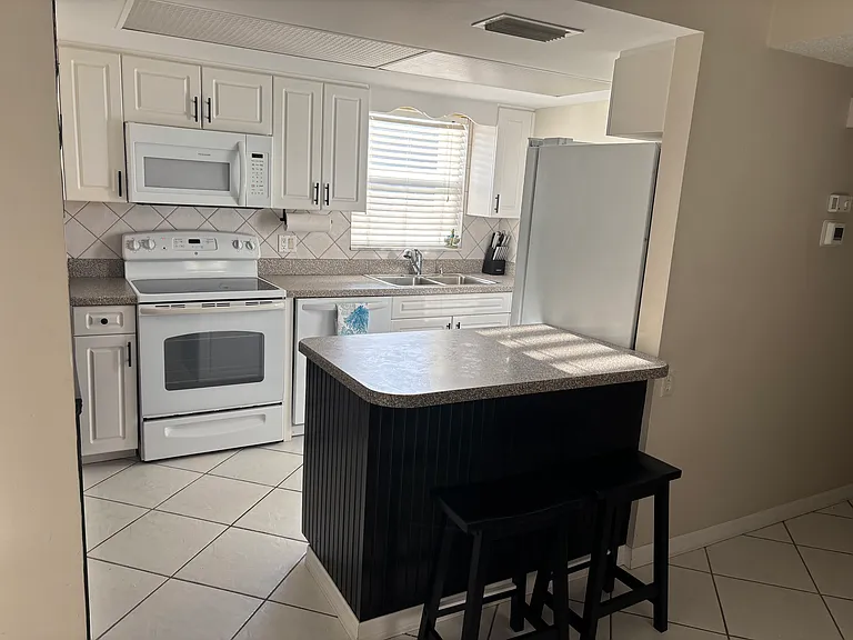 311 Garvin St #405A — Photo 9