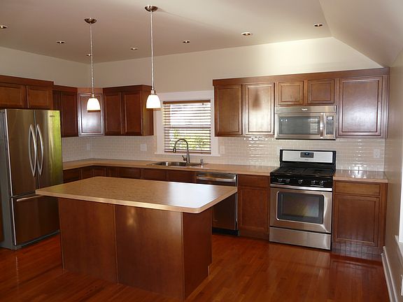 4th image of 4103 To 4105 N 26th St