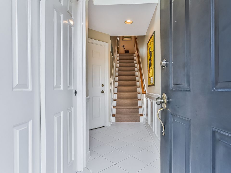 9 Pine Brook Ln Darien CT Zillow