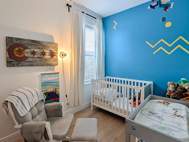 3231 W Armitage Ave — Photo 20