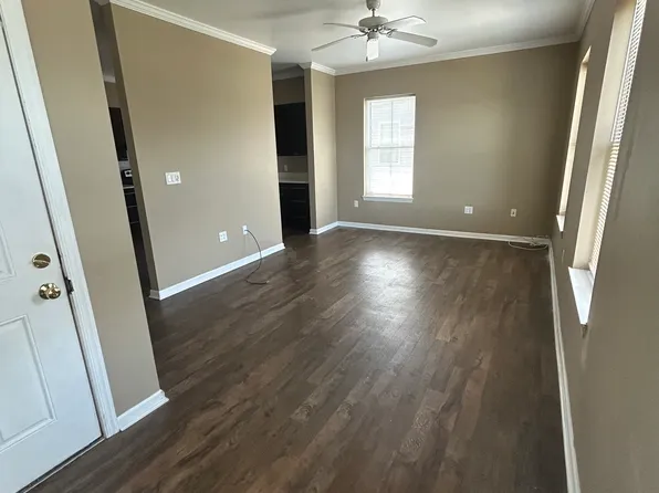 516 N Saint Clair St APT 301, Pittsburgh, PA 15206
