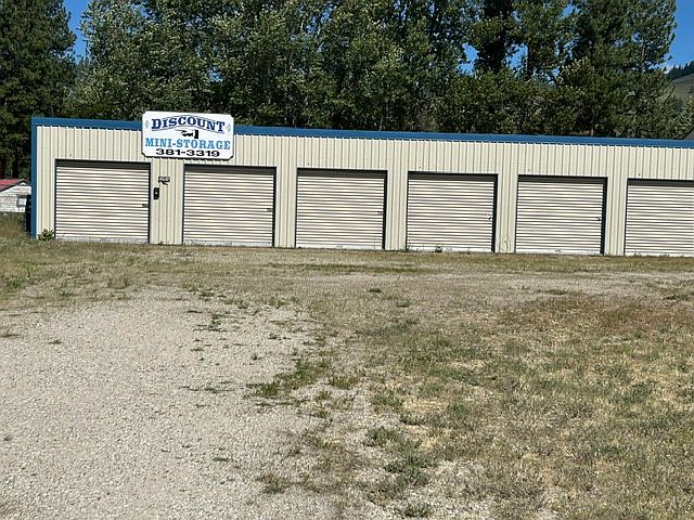 2nd image of 211 Logger Ln