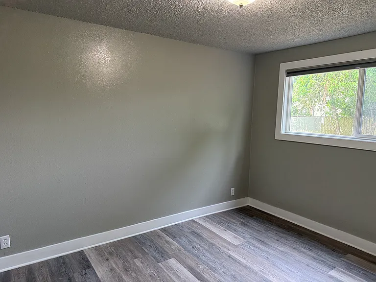 70 N Grand St — Photo 13