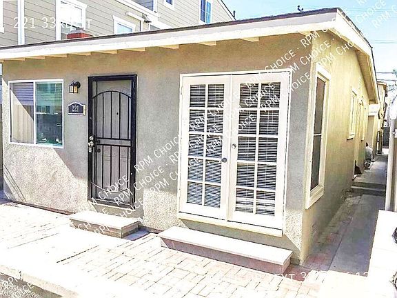 2nd image of 221 33rd St