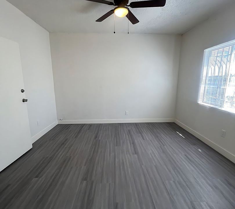 2nd image of 211 E 55th St APT 4