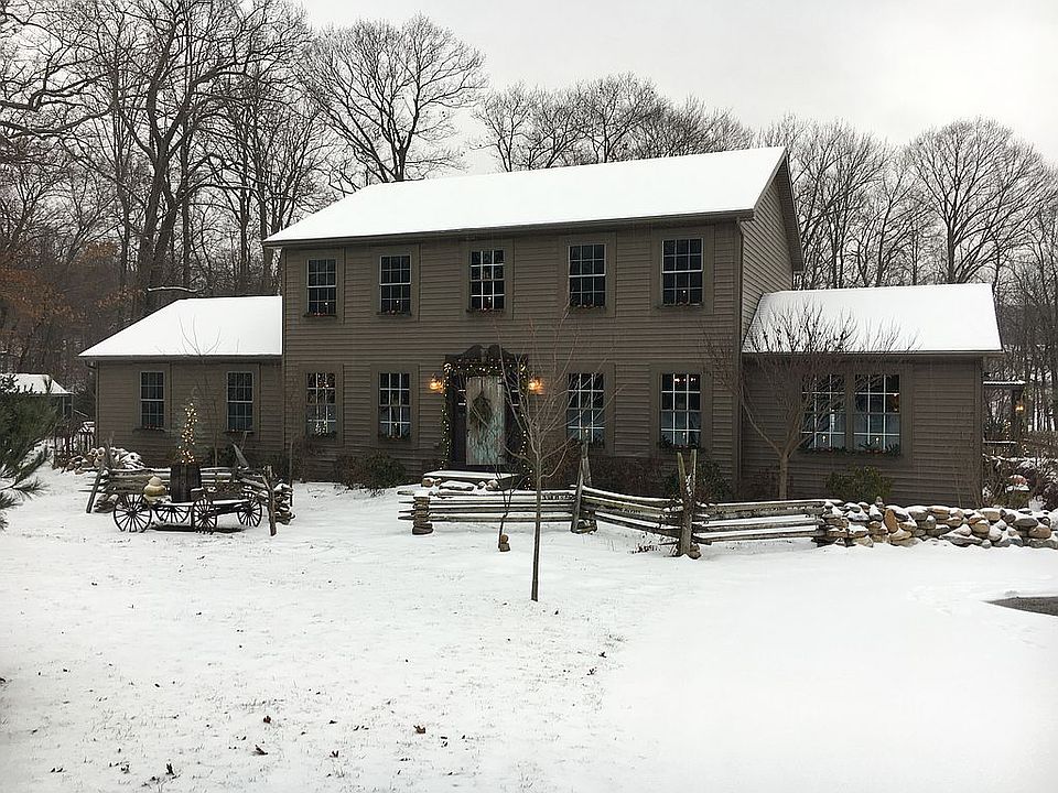 2nd image of 1792 Ackermanville Rd