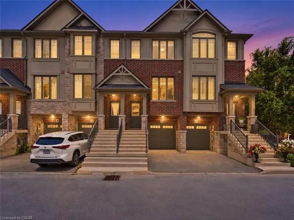 4 Could Ln, Hamilton, ON L9G 0H2