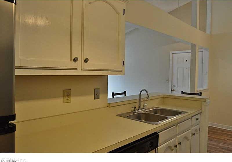 1st image of 430 Delaware Ave APT 312