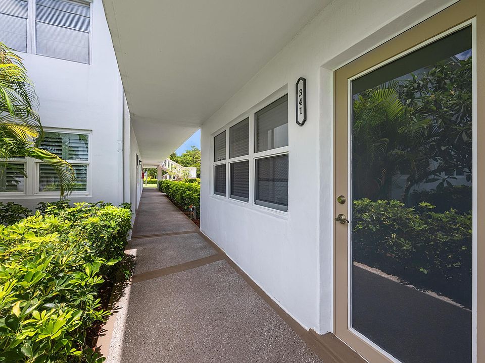 1st image of 341 Markham Cres #P
