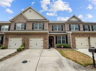 6252 Stonewick Dr, Jamestown, NC 27282