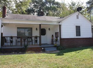 105 Park St, Easley, SC 29640