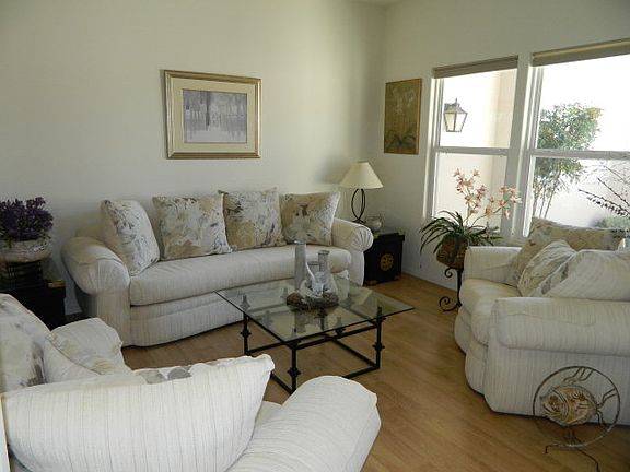 5th image of 439 Wisteria Ln W