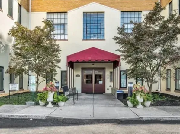 133 W Locust St APT C13, Mechanicsburg, PA 17055