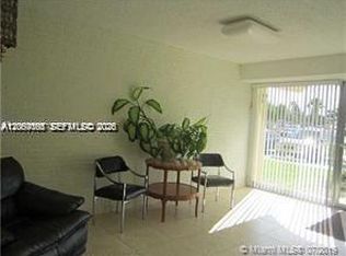 16701 NE 14th Ave APT 203, Miami, FL 33162