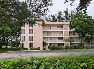 3051 S Palm Aire Dr APT 110, Pompano Beach, FL 33069