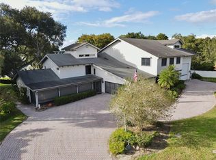 5032 Lake Carlton Dr, Mount Dora, FL 32757