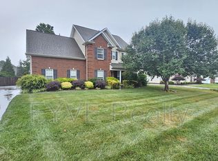 1320 Amber Glades Ln, Knoxville, TN 37922