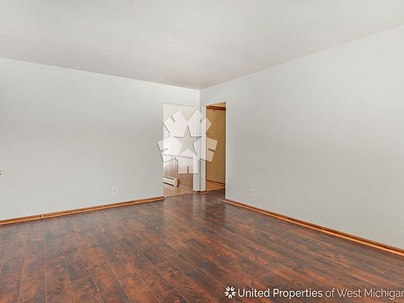 4th image of 3248 Marshall Ave SE