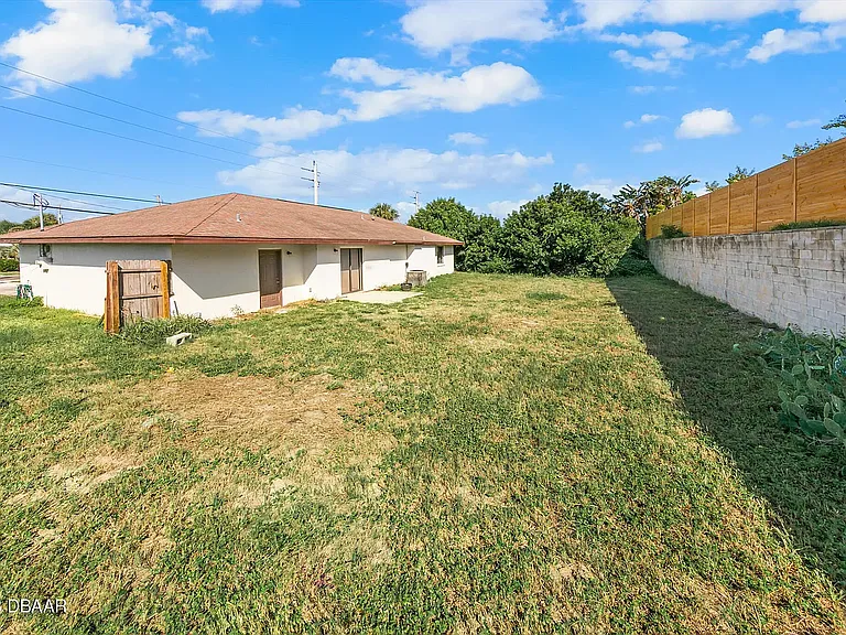 3855 Cardinal Blvd — Photo 4