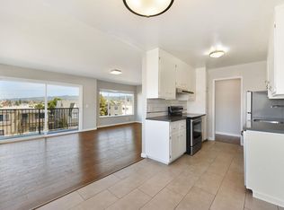 346 Hanover Ave APT 202, Oakland, CA 94606