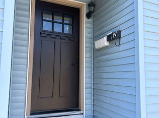 695 Thames St #1, Newport, RI 02840