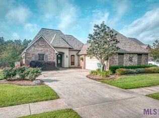 12768 Ruby Lake Dr, Walker, LA 70785