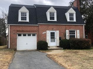 5820 Greenlawn Dr, Bethesda, MD