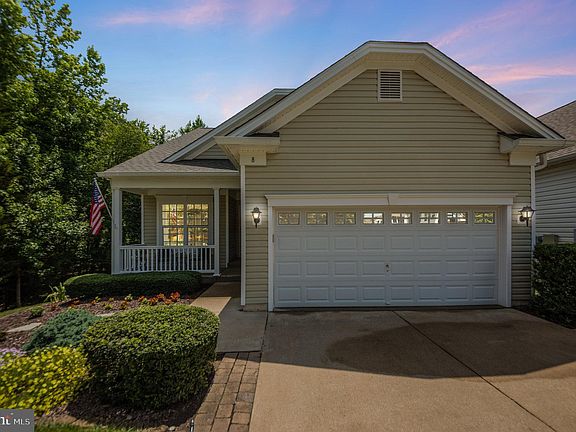 2nd image of 8 Sugargrove Dr