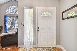 5th image of 1588 TWIN OAK Drive E