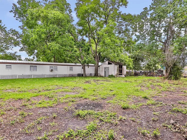 204 1/2 Kerry Rd — Photo 5