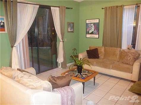 4th image of 10450 NW 12th Pl