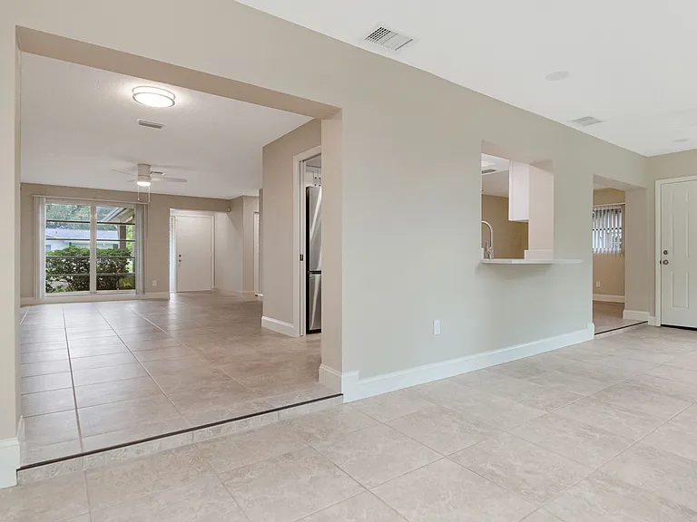 2958 Dundee Dr — Photo 47