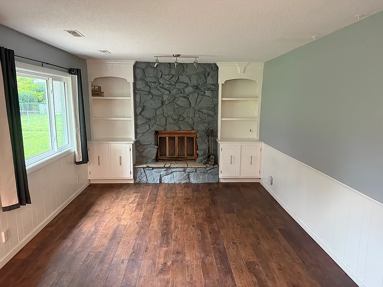 2210 S 148th Ave — Photo 3