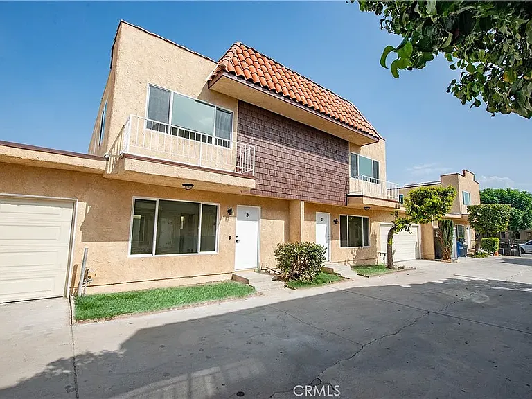 8839 Cedros Ave #2 — Photo 12