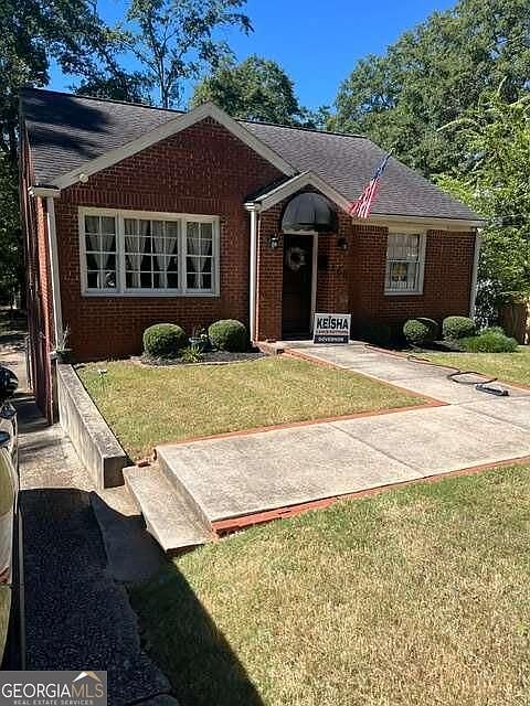 2nd image of 166 Whitefoord Ave