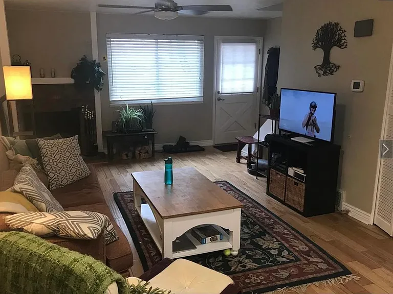 8111 W 54th Pl — Photo 3