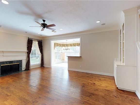 4th image of 6828 Trinity Landing Dr N