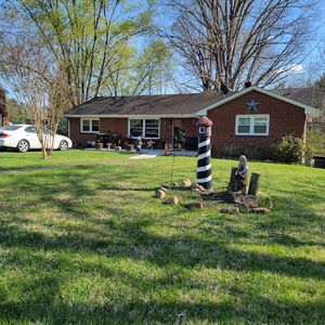 145 Whitten St, Rocky Mount, VA, 24151