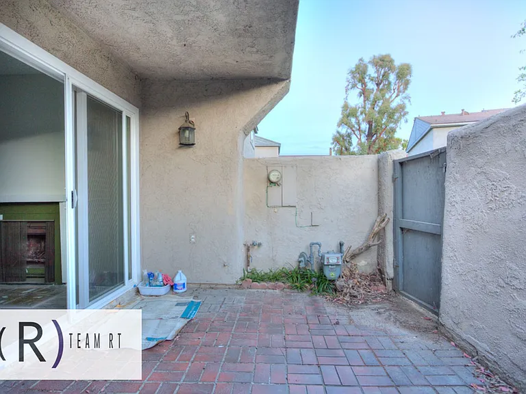 1740 Puente Ave — Photo 34