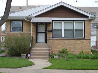 10427 S Ave E, Chicago, IL