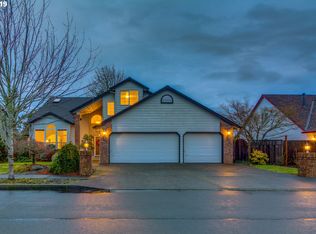 2847 SW 33rd St, Gresham, OR 97080