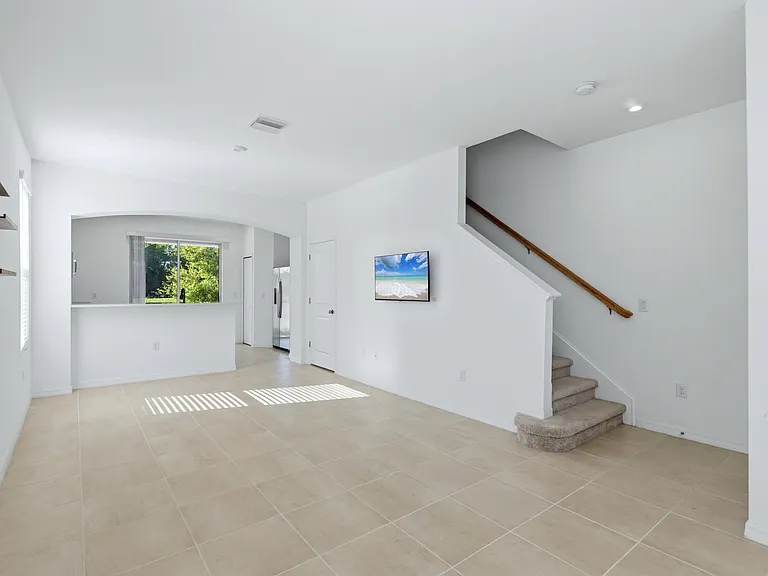 6135 Fairmont Ln — Photo 6