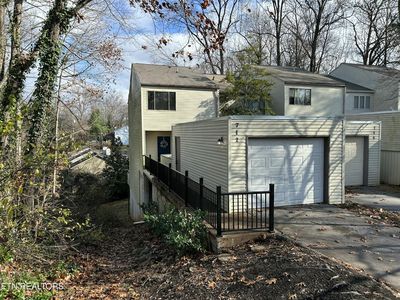 712 Idlewood Ln, Knoxville, TN, 37923
