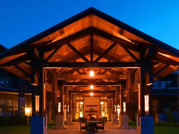 1175 Resort Dr Unit 130, Parksville, BC V9P 2E3