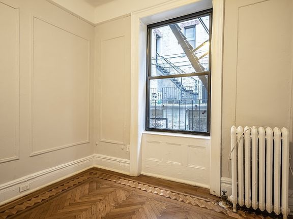 2nd image of 189 Claremont Ave #2/1
