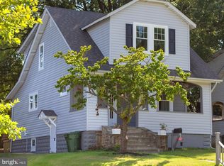 2827 Pinewood Ave, Baltimore, MD 21214