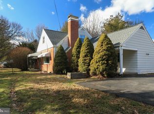 111 Villa Crest Dr, State College, PA 16801