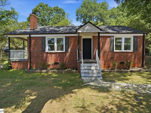 20 Milton Dr, Greenville, SC 29605