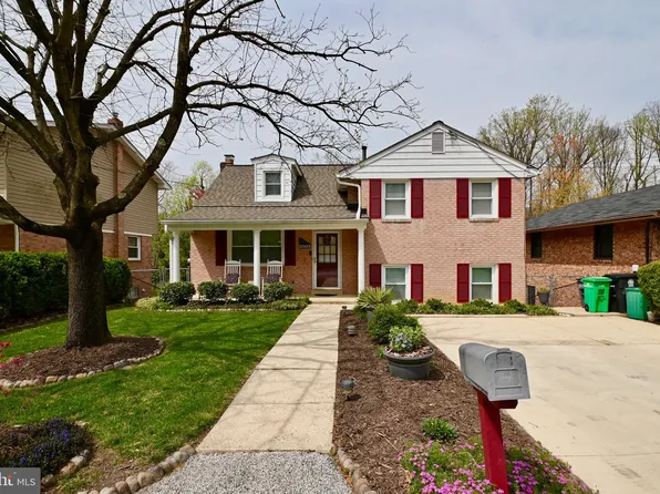 5503 Joan Ln, Temple Hills, MD 20748