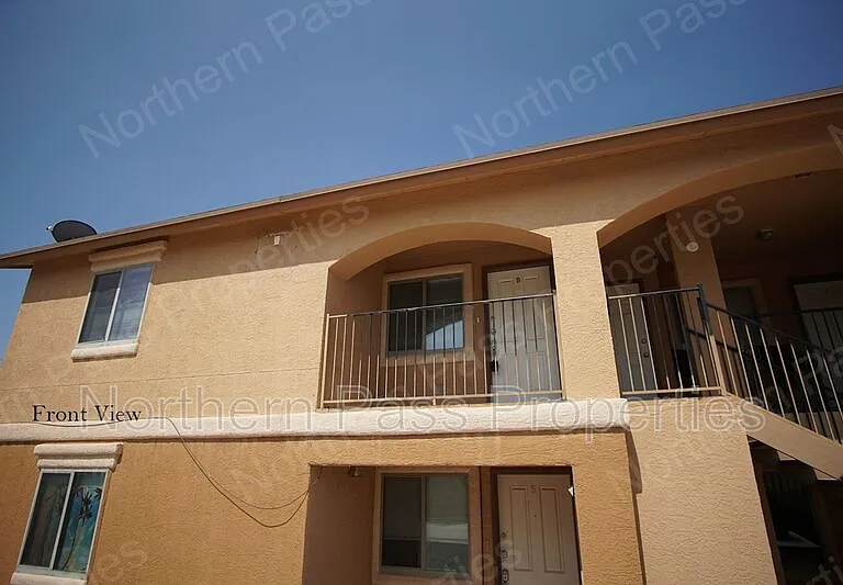 3400 Blue Earth Ln #D — Photo 1